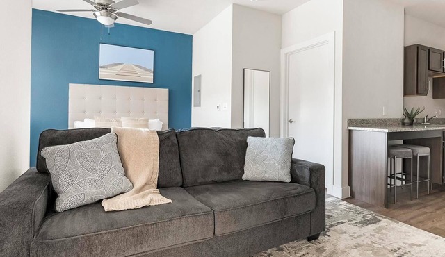 Landing | Chic Studio, Clubhouse, Gym