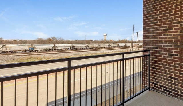 Landing | Incredible 1BD in Downtown Roanoke