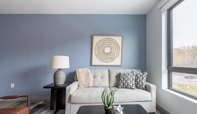 Landing | Incredible 1BD, Gym, Pool