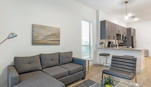 Landing | Incredible 1BD, Clubhouse, Gym