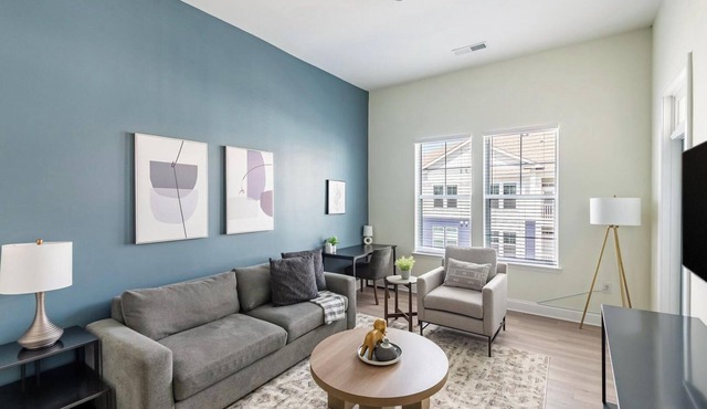 Landing | Incredible 1BD, Gym, Clubhouse