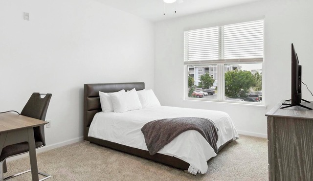 Landing | Incredible 1BD, Gym, Yoga Studio