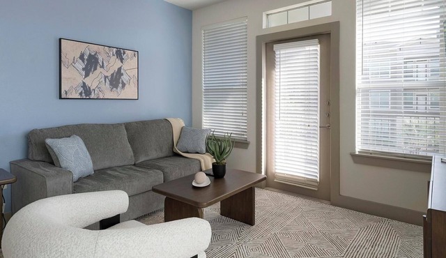 Landing | Incredible 1BD, Gym, Courtyard