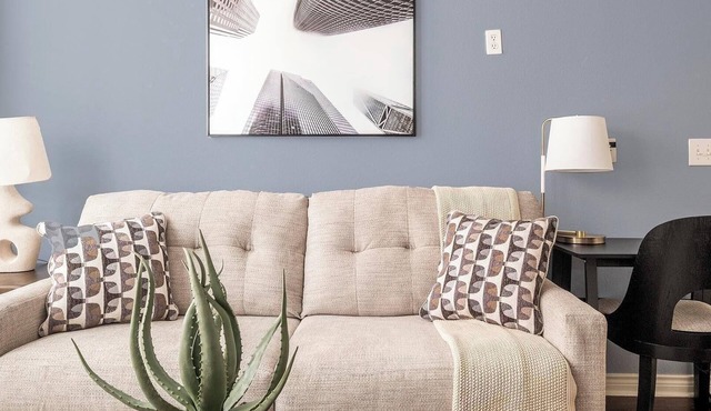 Landing | Incredible 1BD, Gym, Clubhouse
