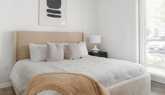 Landing | Incredible 1BD, Clubhouse, Pool