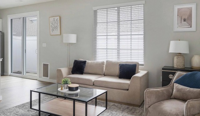 Landing | Incredible 1BD, Pool, Clubhouse