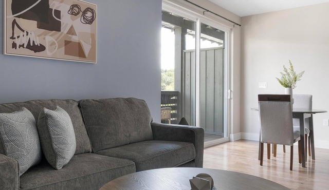 Landing | Incredible 1BD, Gym, Clubhouse