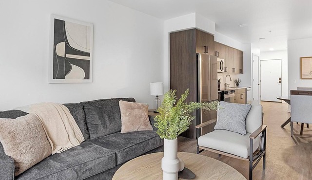 Landing | Incredible 1BD, Gym