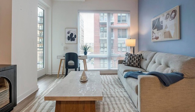 Landing | Incredible 2BD, Courtyard, Clubhouse