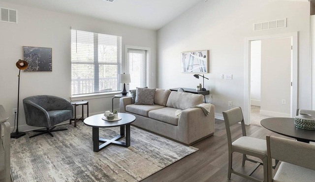 Landing | Incredible 2BD, Gym, Courtyard