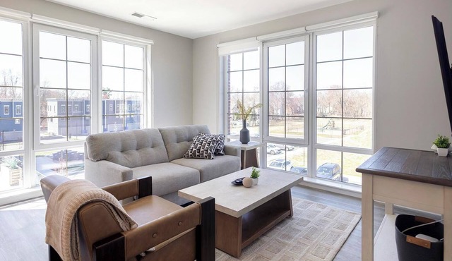 Landing | Incredible 2BD, Game Room, Pool