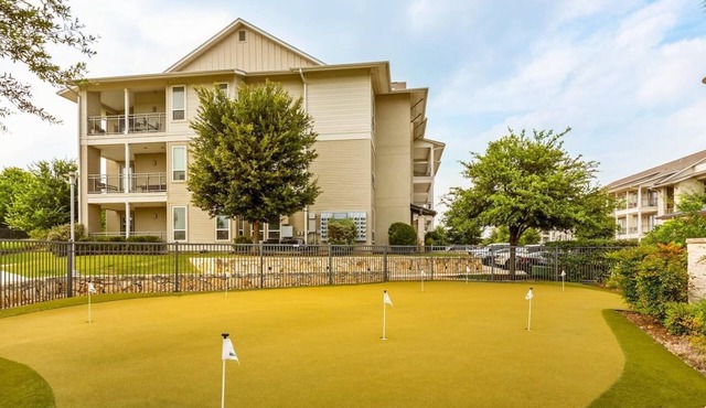 Landing | Incredible 2BD, Clubhouse, Gym