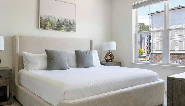 Landing | Incredible 2BD, Rooftop Lounge