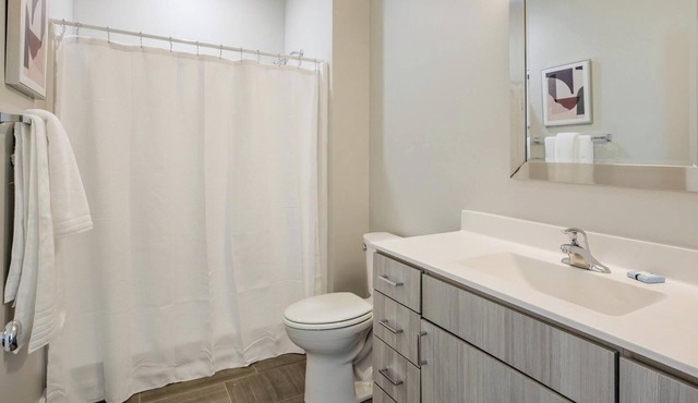 Landing | Incredible 2BD, Clubhouse