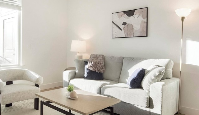 Landing | Incredible 2BD, Clubhouse, Gym