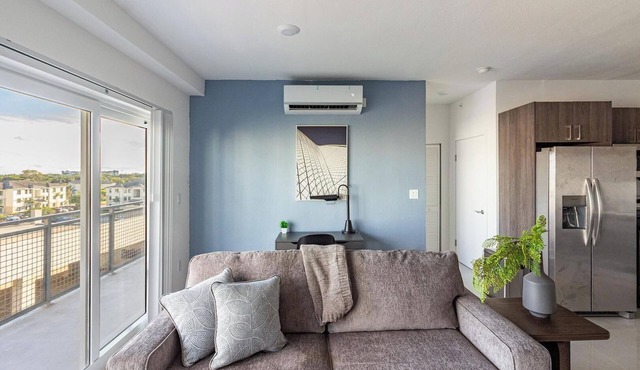 Landing | Incredible 2BD, Gym, Pool