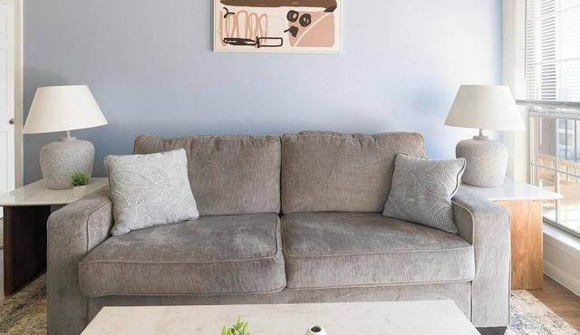 Landing | Incredible 2BD, Pool, Game Room