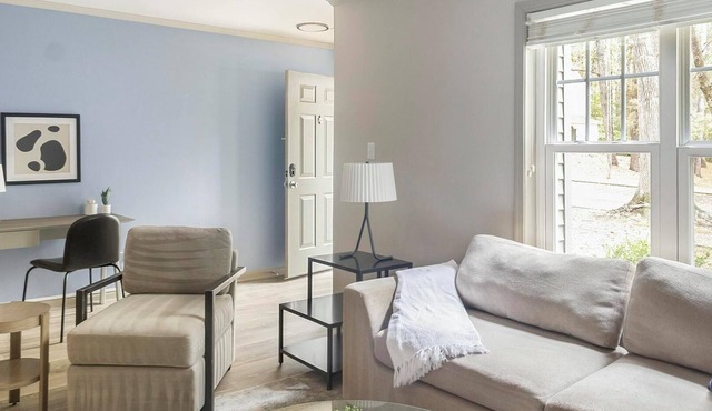 Landing | Incredible 2BD, Tennis Court, Clubhouse