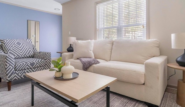 Landing | Incredible 2BD, Clubhouse, Gym
