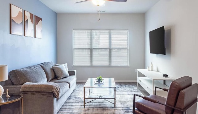 Landing | Incredible 2BD, Courtyard, Game Room