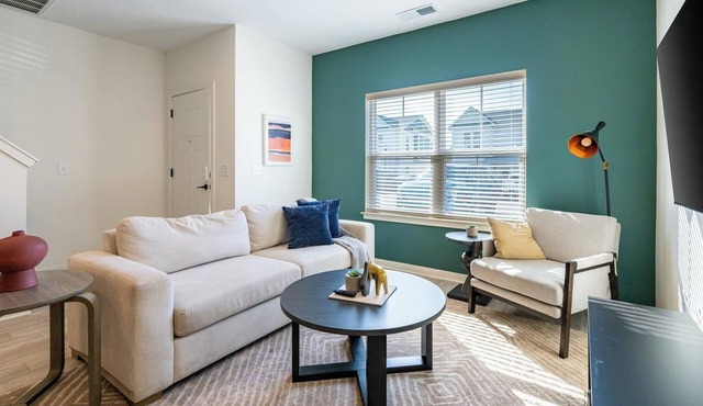 Landing | Incredible 3BD, Clubhouse, Yoga Studio