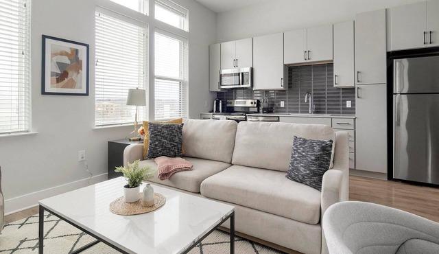 Landing | Incredible Studio, Gym, Courtyard