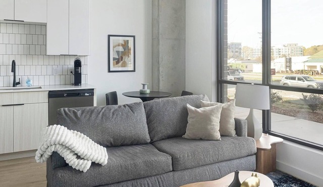 Landing | Incredible Studio, Gym, Game Room