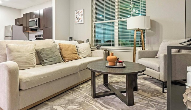 Landing | Incredible 1BD, Pool, Gym