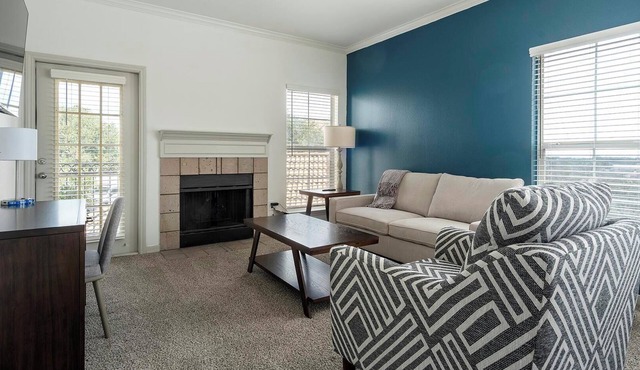 Landing | Incredible 1BD, Gym