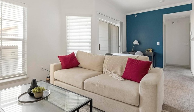 Landing | Incredible 1BD, Gym