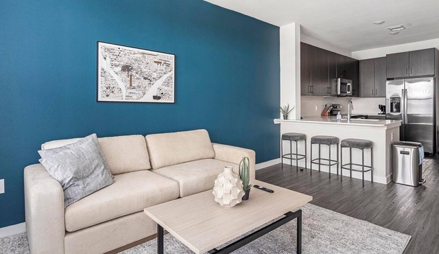 Landing | Incredible 1BD, Gym, Clubhouse