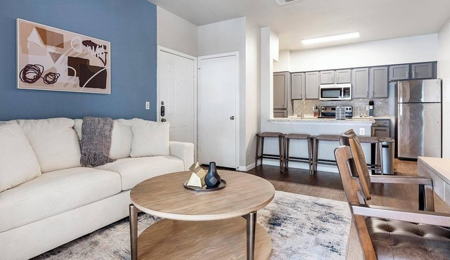 Landing | Incredible 2BD, Gym, Pool