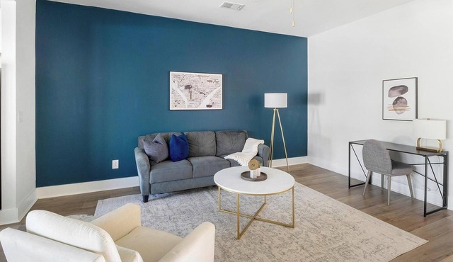 Landing | Incredible 3BD, Gym, Yoga Studio