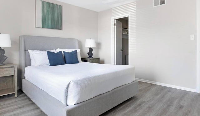 Landing | Modern 1BD, Clubhouse, Pool
