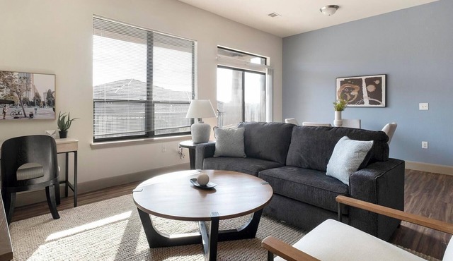 Landing | Modern 1BD, Gym
