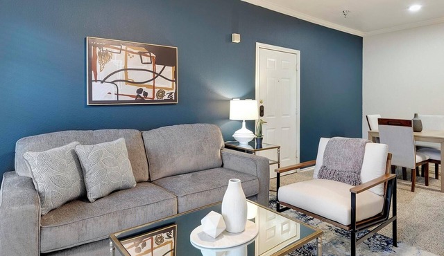 Landing | Modern 1BD, Gym