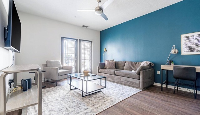 Landing | Modern 1BD, Gym, Courtyard