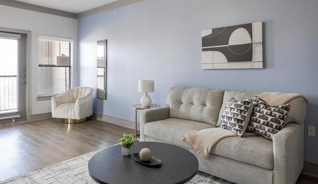 Landing | Modern 1BD, Pool, Gym