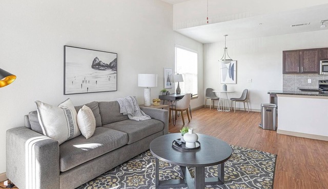 Landing | Modern 1BD, Pool, Gym