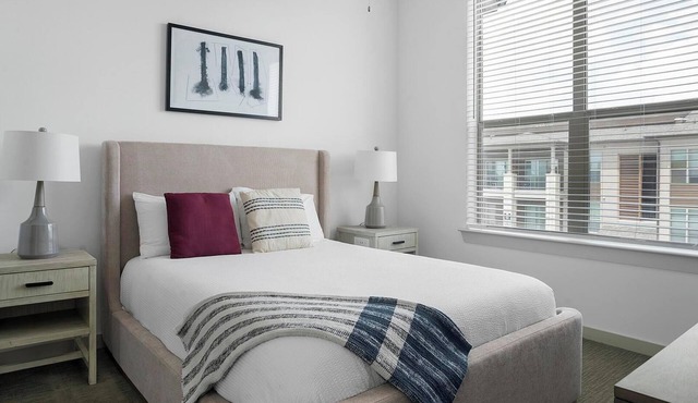 Landing | Modern 1BD, Pool, Clubhouse