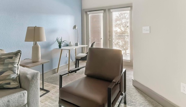 Landing | Modern 1BD, Pool, Gym