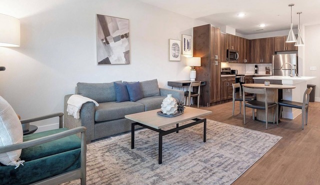 Landing | Modern 1BD, Pool, Gym