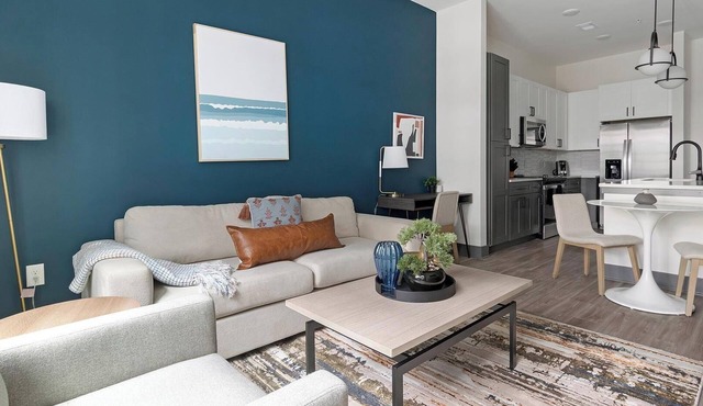 Landing | Modern 1BD, Rooftop Lounge, Pool