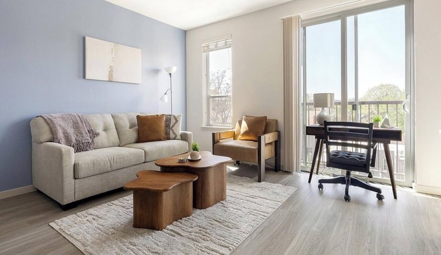 Landing | Modern 1BD, Yoga Studio