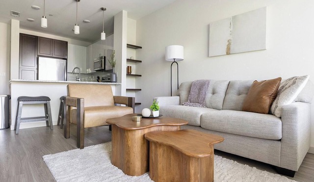 Landing | Modern 1BD, Yoga Studio