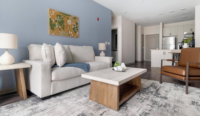 Landing | Modern 1BD, Yoga Studio, Rooftop Lounge