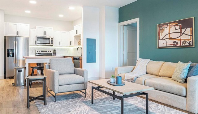 Landing | Modern 2BD, Courtyard, Gym