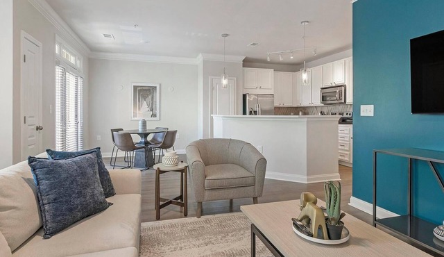 Landing | Modern 2BD, Courtyard, Pool
