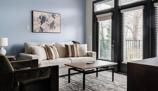Landing | Modern 2BD, Gym, Clubhouse
