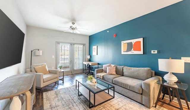 Landing | Modern 2BD, Gym, Clubhouse